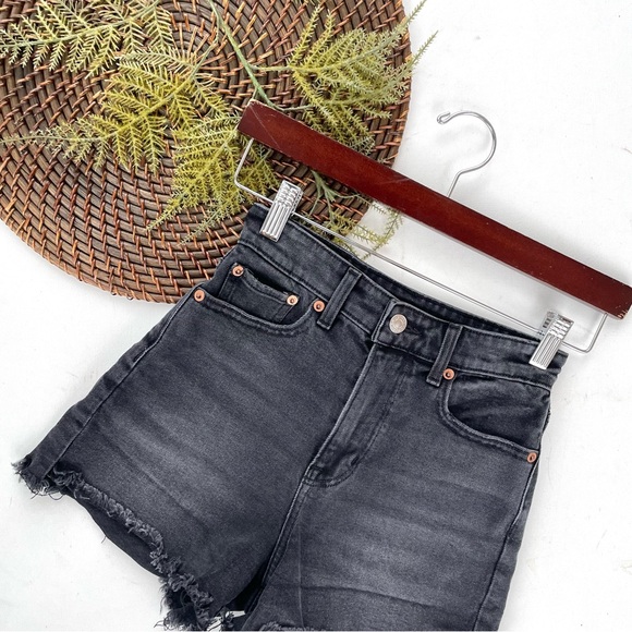 American Eagle Outfitters Pants - American Eagle Womens Shorts Highest Rise Black 90’s Boyfriend Frayed Size 000